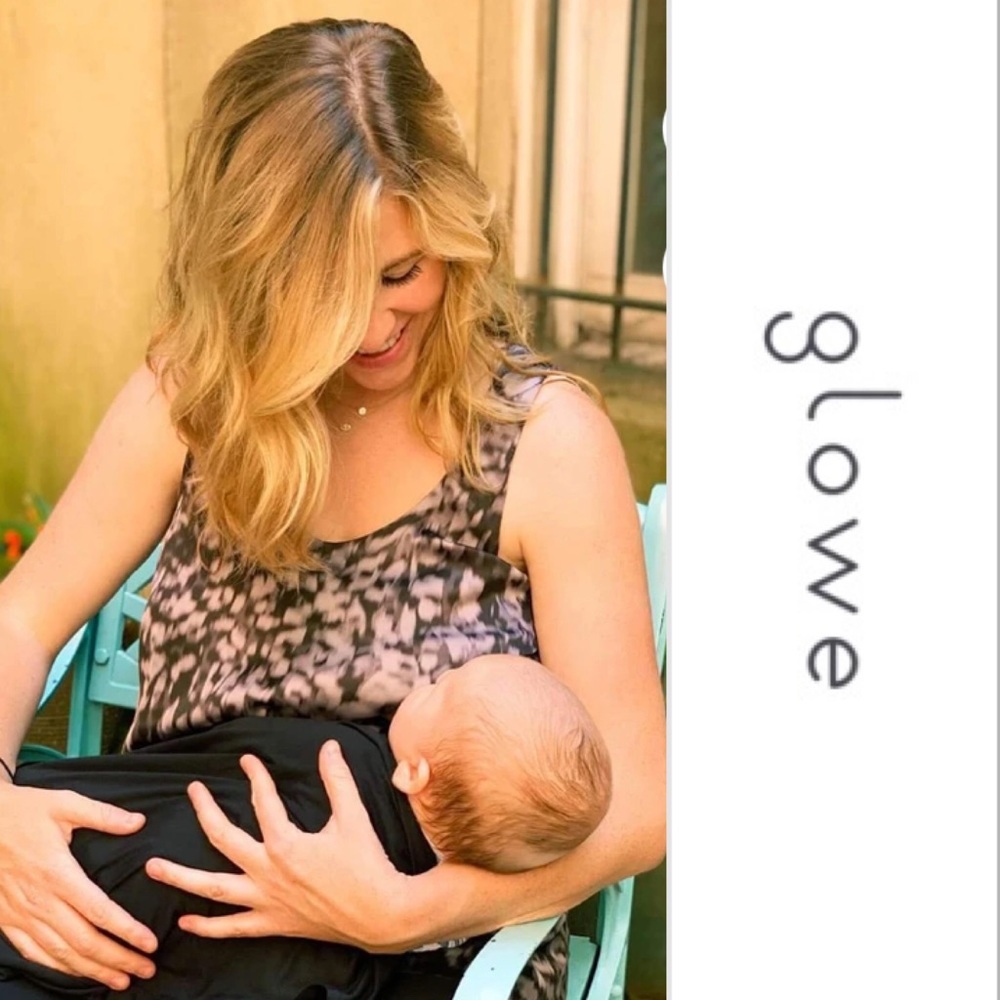 NWT MATERNITY / NURSING WOVEN PRINTED TANK . SIZE SMALL